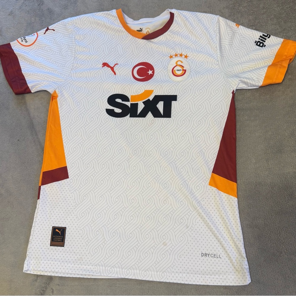 Galatasaray S.K. 2024/2025 Away Soccer Jersey Player Mauro Icardi Puma Size Med - Picture 2 of 6